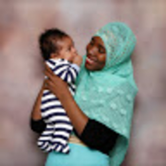 Meet your Posher, Dalila - Picture 1 of 1